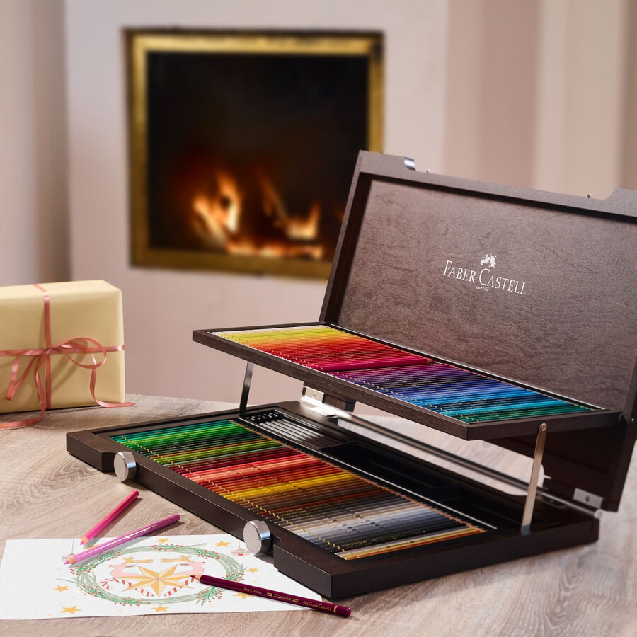 barevná tužka polychromos