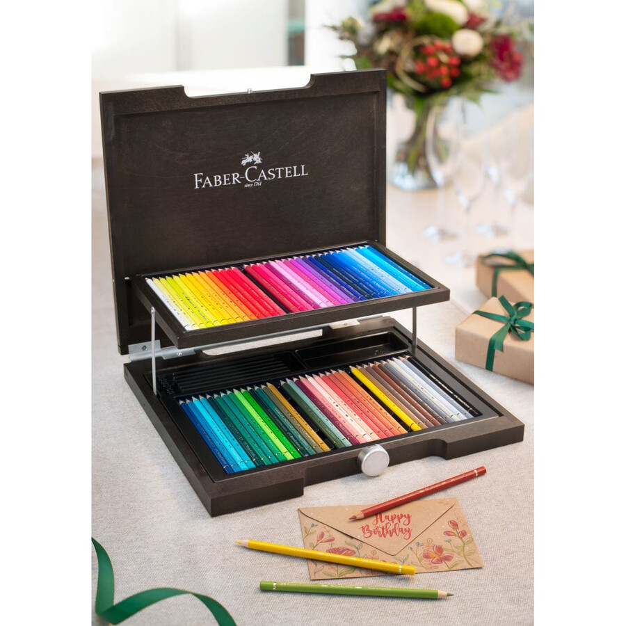 barevná tužka polychromos